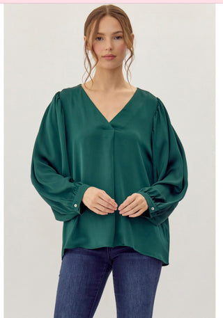 Satin top with V-neck, front pleated
