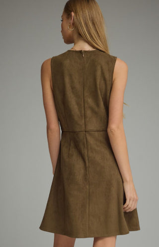 Solid Sleeveless Mini Dress Featuring Front Pockets with Metal Chain Accent Trim