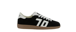 Shelly Sneaker