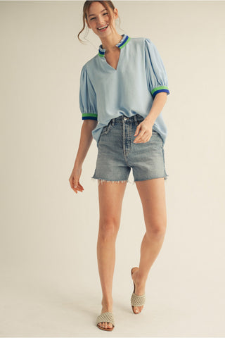 v-neck half sleeve solid top with color block contrast