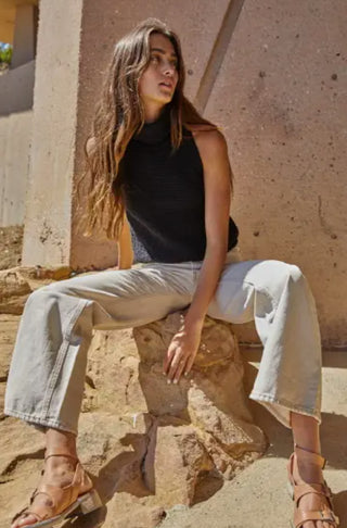 Mock Neck Sleeveless Sweater