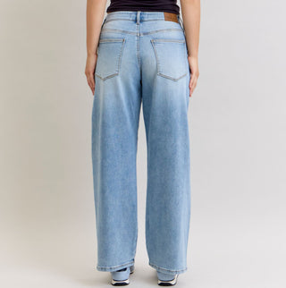 HW Wilhemina Rigid Magic Twisted Side Seam