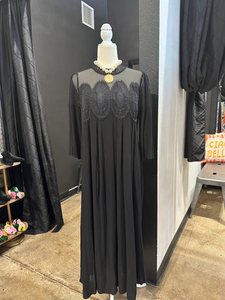 3/4 sleeves solid midi dress with mesh contrast, crochet accent, button closure back.