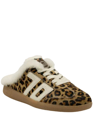 Back 70 Easter Fl slip-on sneaker mule in leopard print with white fur lining and gum sole.