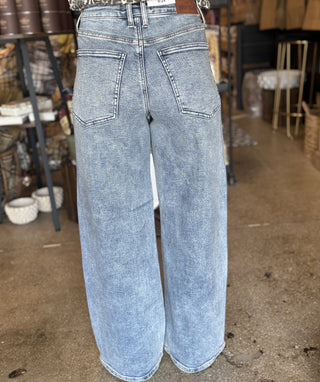 HW Wilhemina Light Vintage Wash Jeans